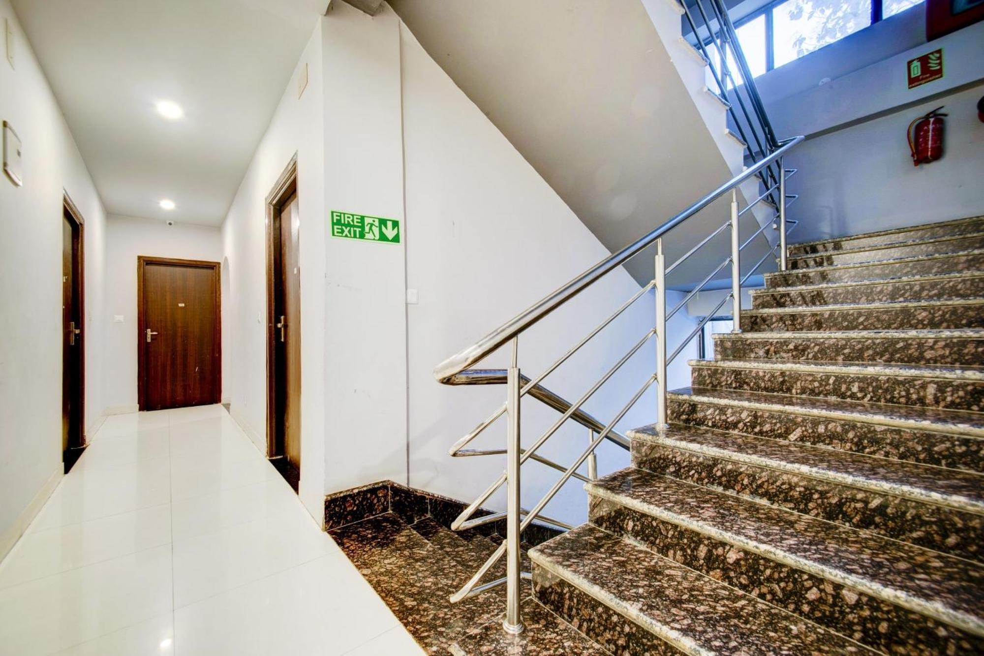 Townhouse Volga Homes Kaharpara Extérieur photo