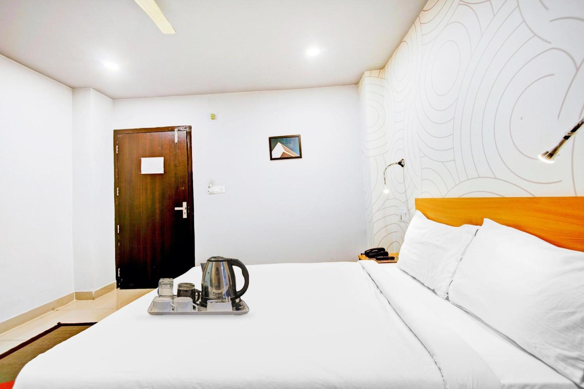 Townhouse Volga Homes Kaharpara Extérieur photo